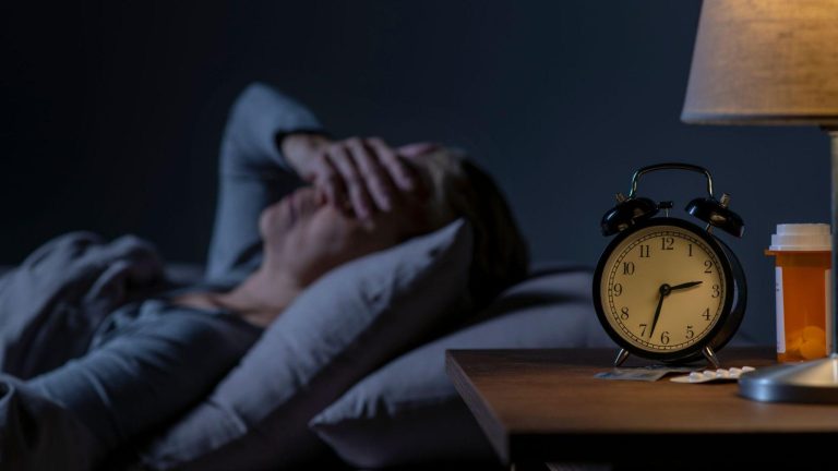 6 h 50 par nuit, 38 % touchés : pourquoi le sommeil des Français se
dégrade